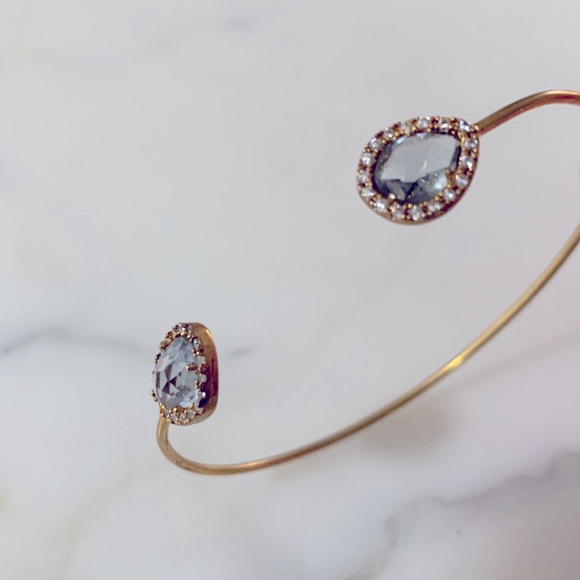 Tai Stone Cuff - Picture 3 of 3